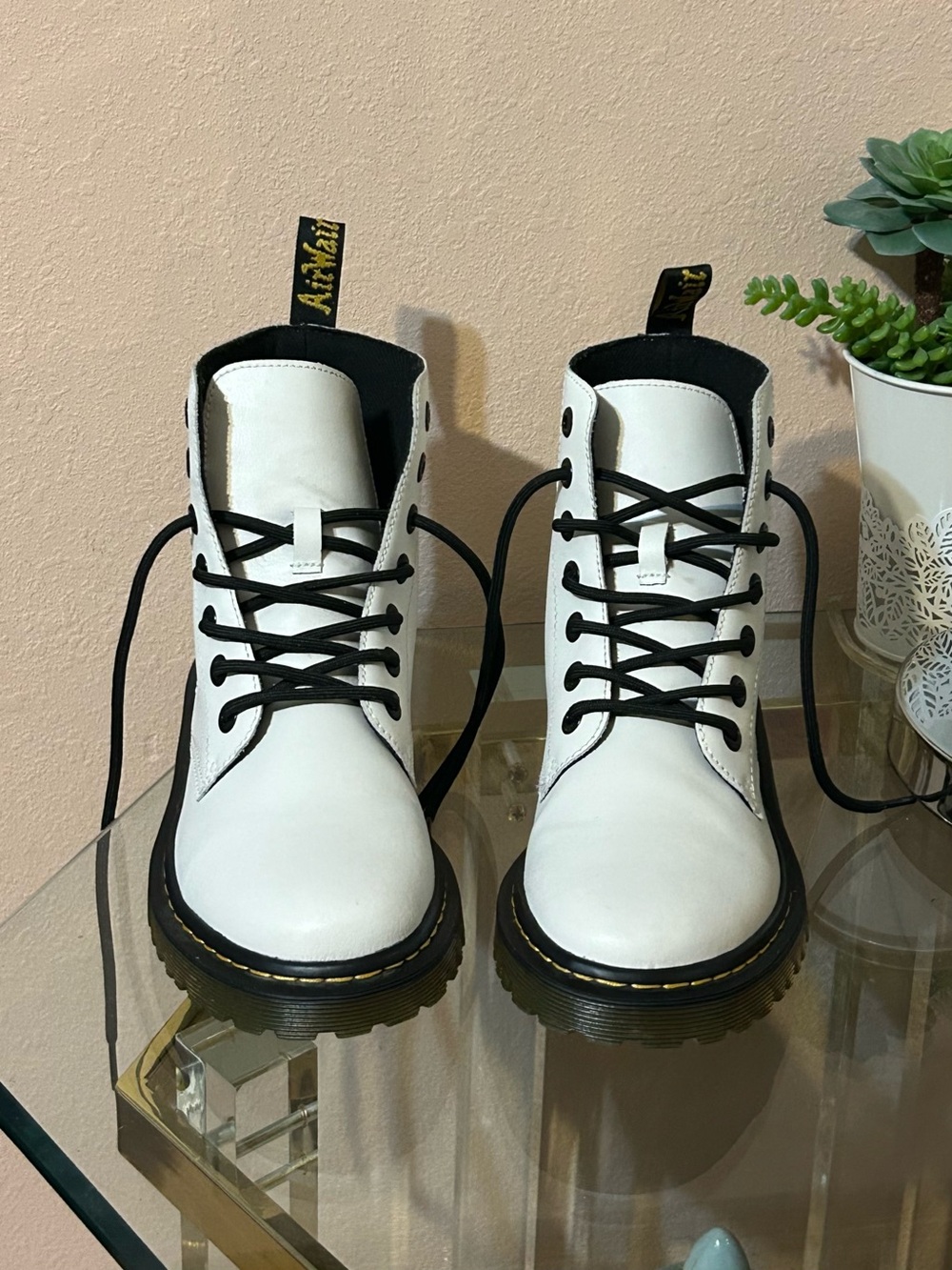 Dr. Martens Luana 1460 White Lace-Up Punk Combat Boots Size 8